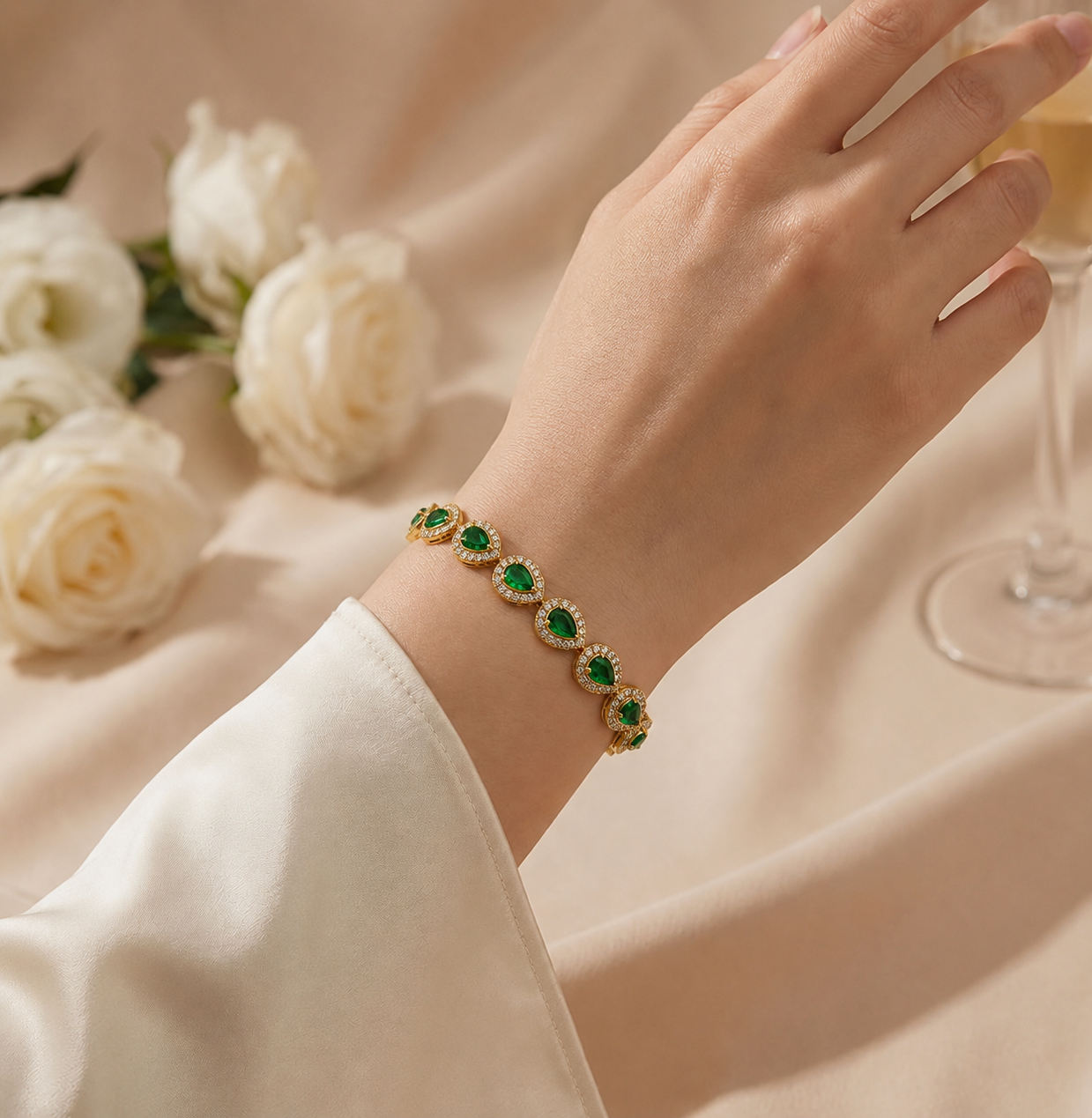Emerald Royale Pear Zircon Bracelet