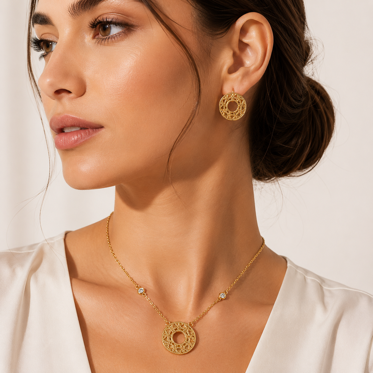 Golden Circle Pendant Necklace & Earrings Set