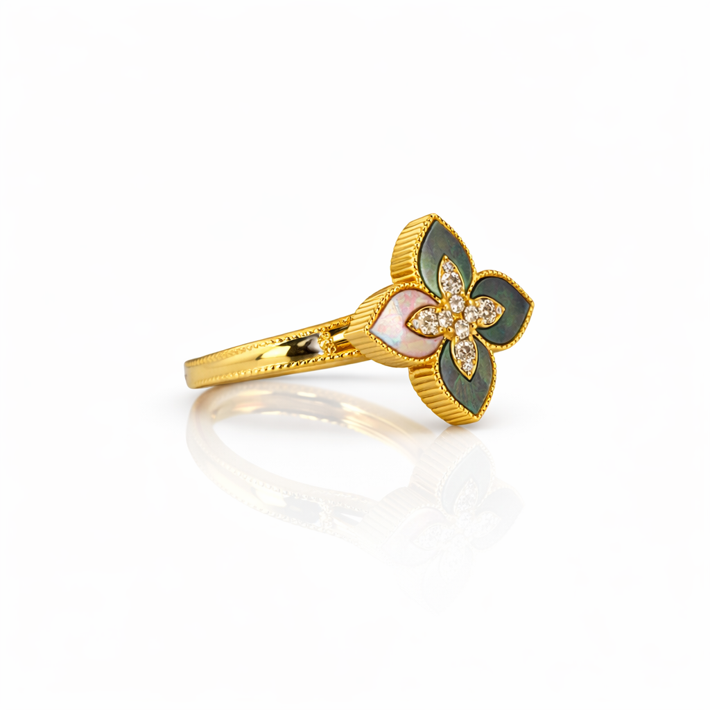 Noir Bloom Crystal Gold Ring