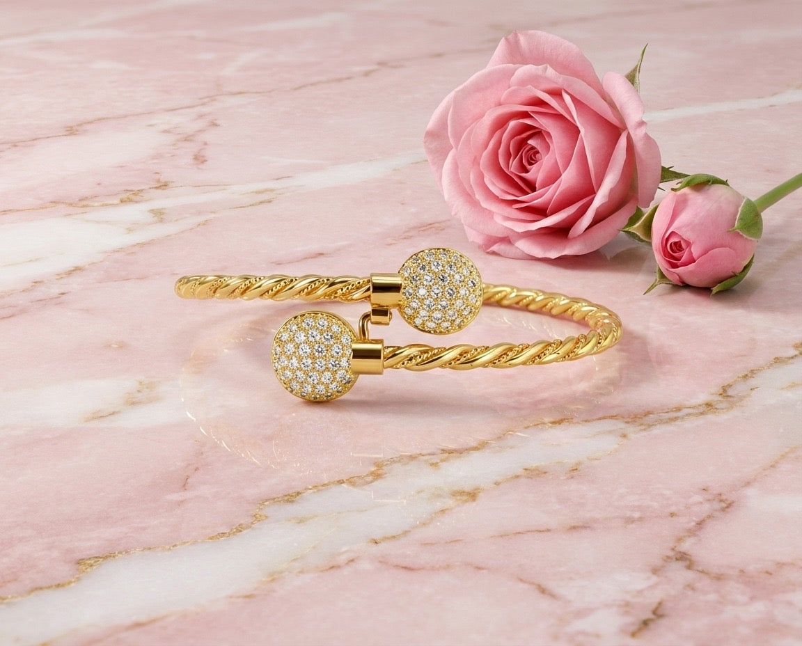 Aria Pavé Twist Gold Bracelet