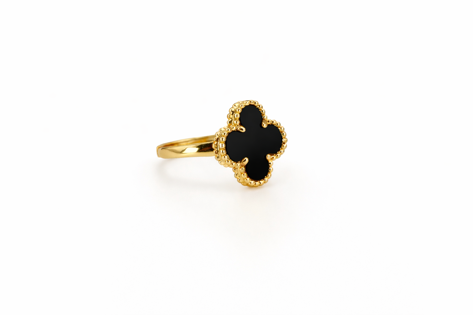 Noir Clover Ring
