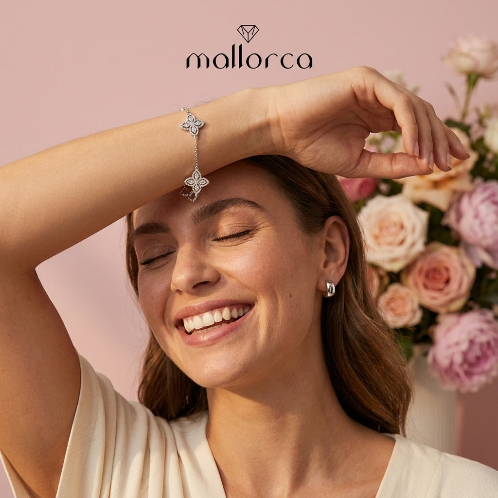 Silver Clover Bracelet