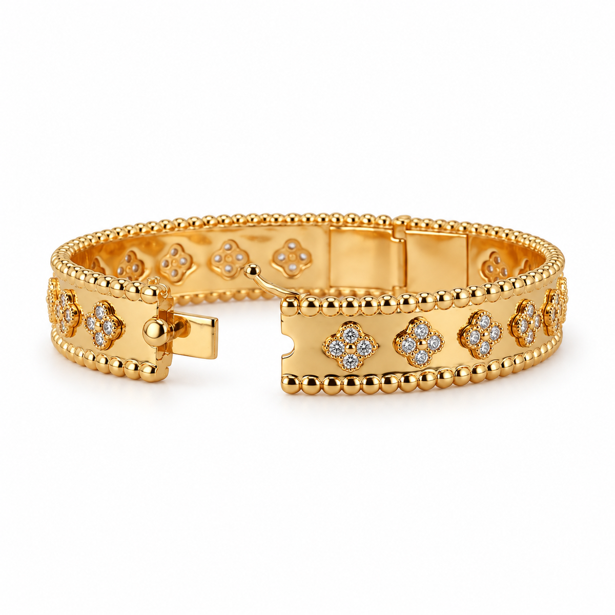 Celeste Clover Bangle – Gold