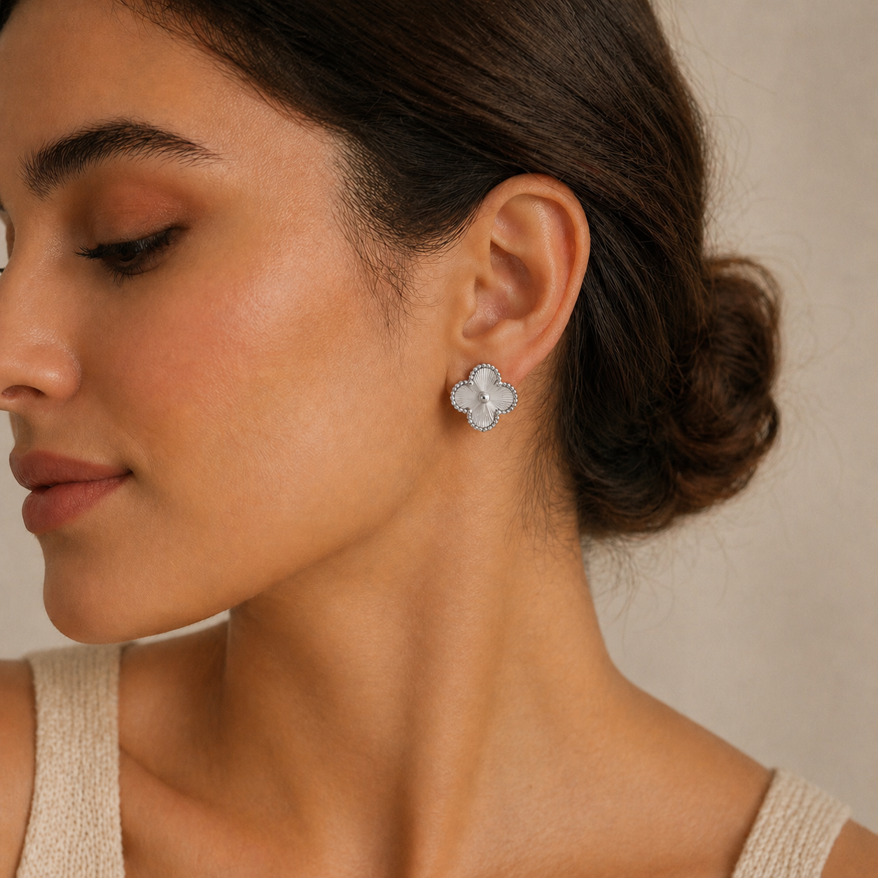 Clover Stud Earrings – Silver Edition