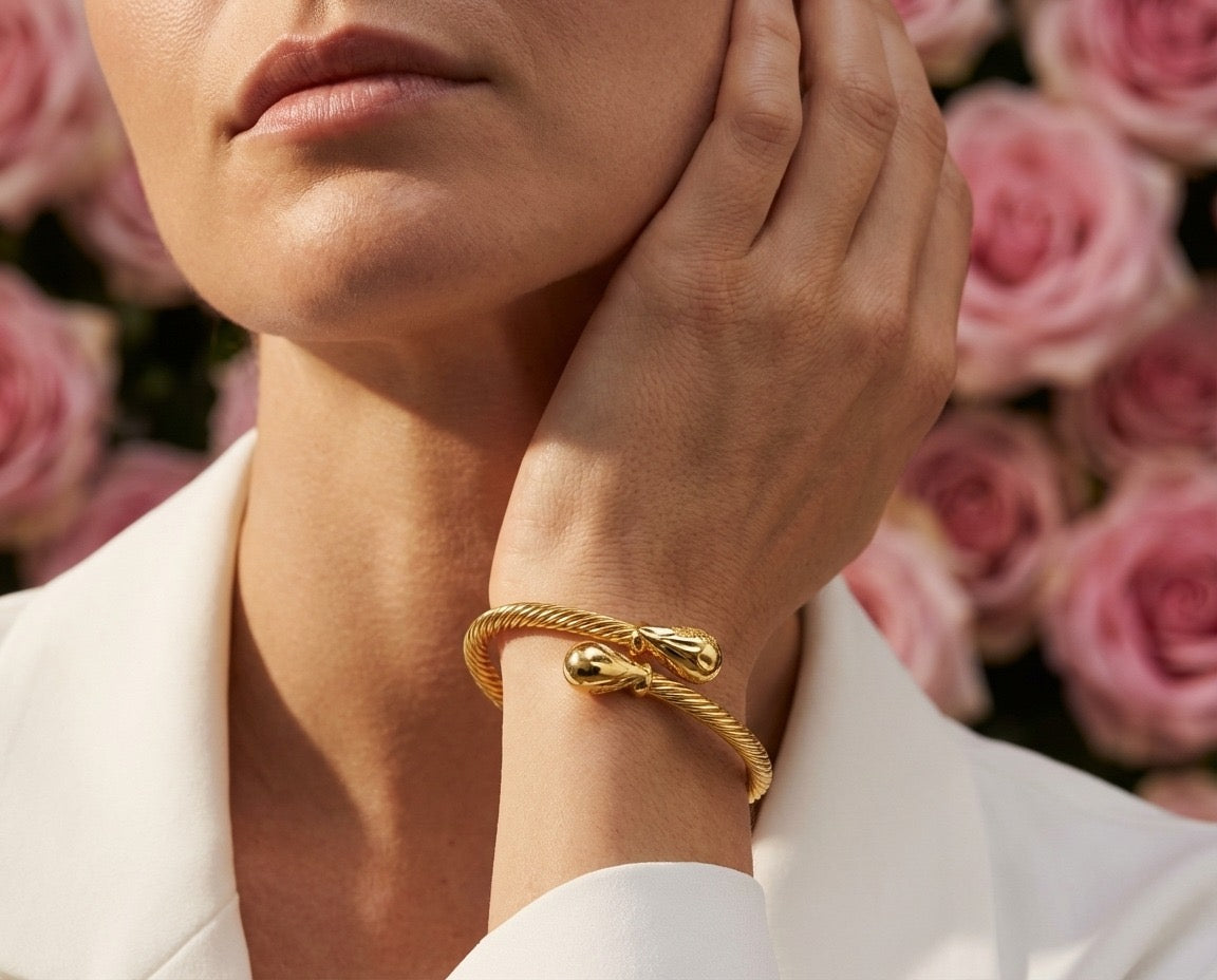 Aria Knot Twist Gold Bracelet