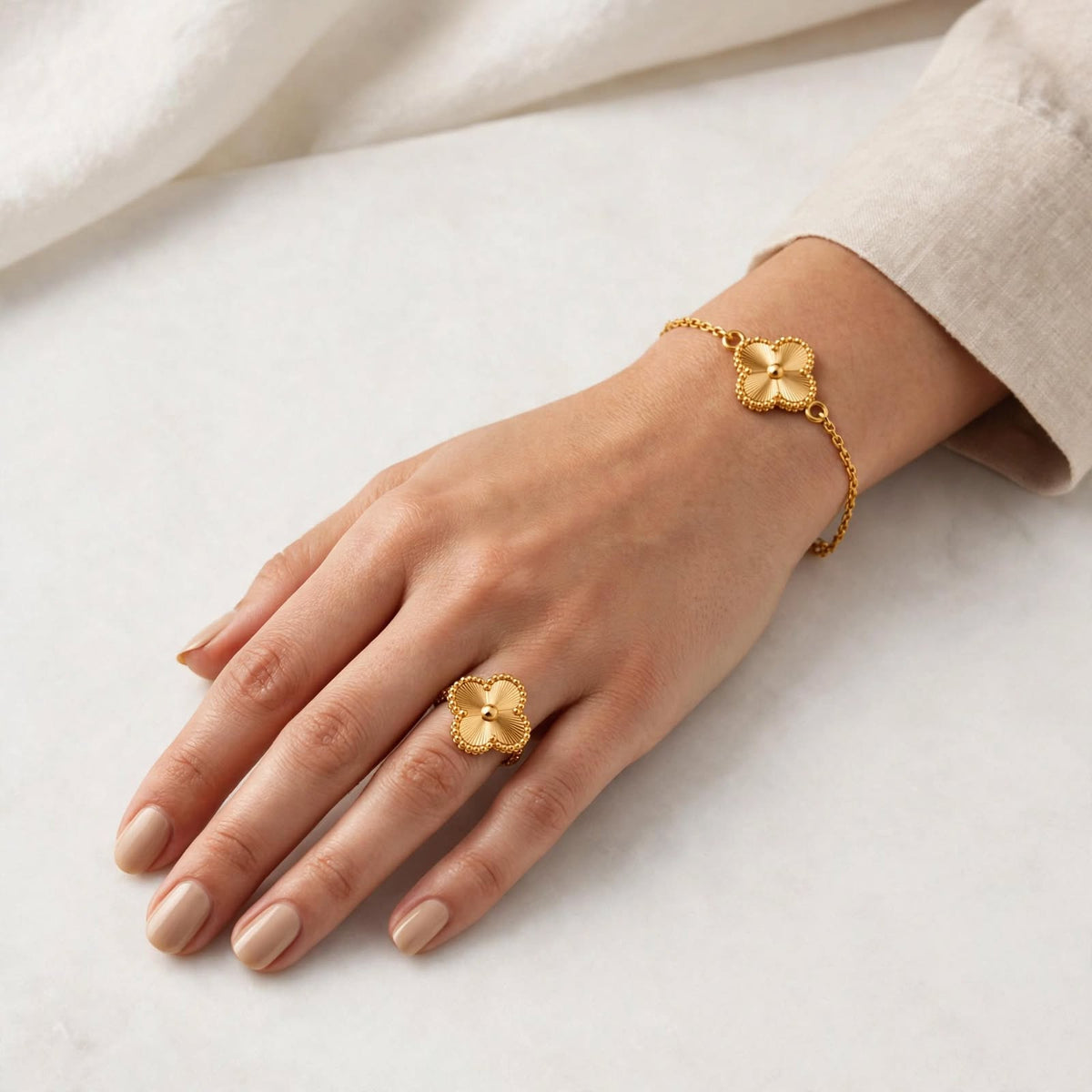 Gold Clover Bracelet