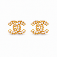Luxe Gold Pearl Interlock Stud Earrings