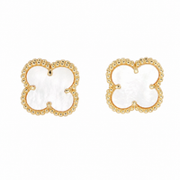 Pearl Clover Earring