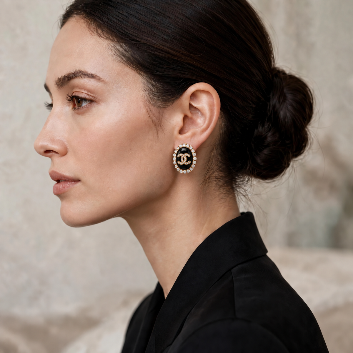 Luxe Gold Oval Black & Crystal Stud Earrings